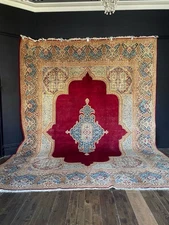 Vintage 1950’s Oriental Roomsize Carpet 400 X 300 Cms