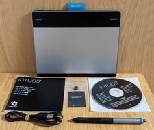 Wacom CTH-480 Intuos Small Creative Pen  Touch Tablet Excellent