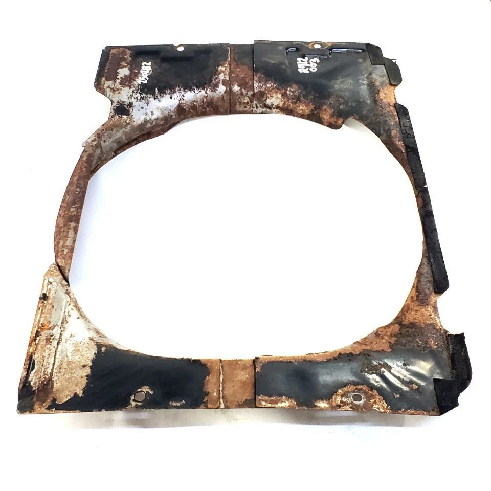 Chrysler Conquest 1987 OEM cubierta de radiador 2,6 L turbo superficie oxidada Foto 4 de 4