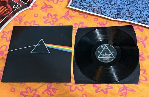 Pink Floyd Dark Side of the Moon SHVL 804 LP w/posters 30th Anniversary 180g