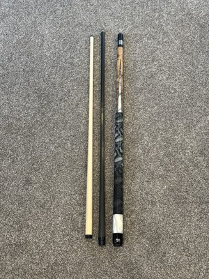 Viking Helix VIKORE Two-Piece Pool Cue with VIKORE Shaft and Black V12.7.3 Shaft