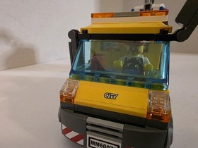 LEGO #60073 City - Service Truck (2015) Complete- No Box