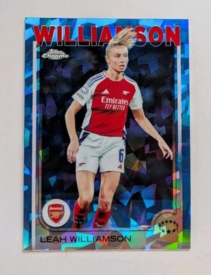 2024-25 Topps Chrome Women's Sapphire Leah Williamson #82 Arsenal
