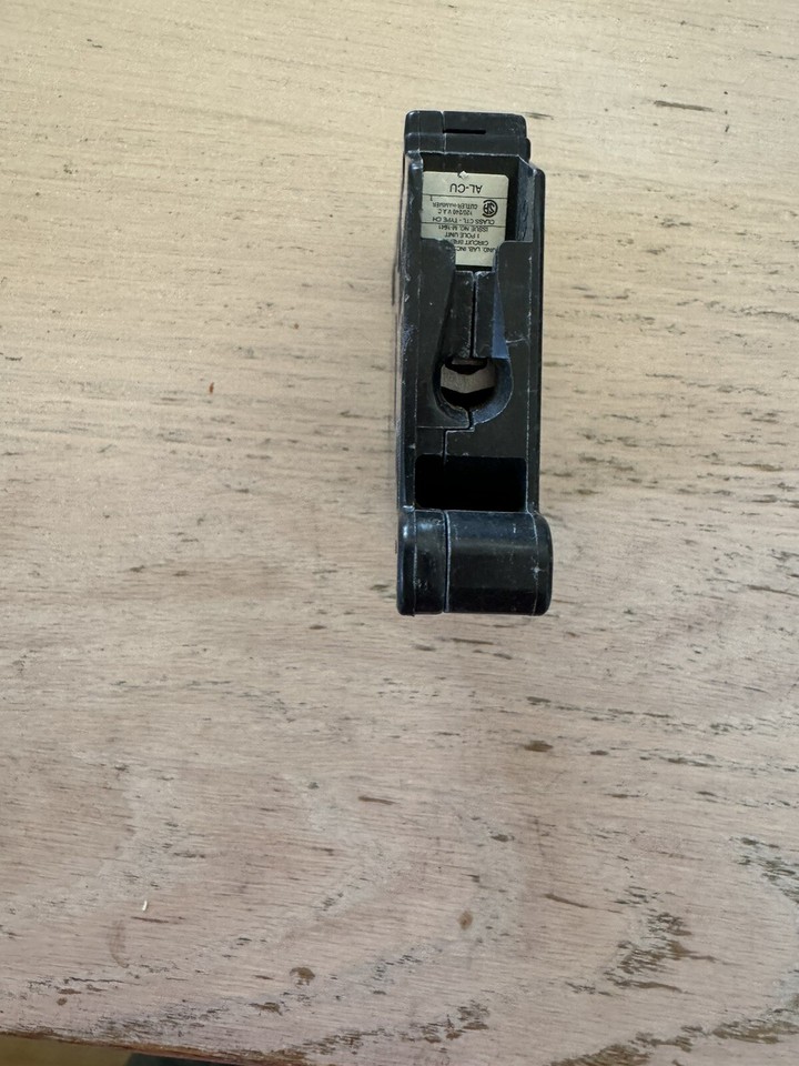 CutlerHammer CH120 20 Amp Circuit Breaker Black eBay