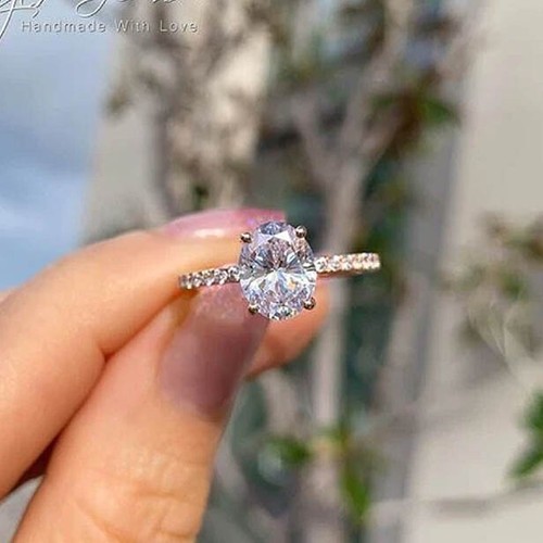 Solitario de diamantes simulados de corte ovalado de 3 quilates con acabado d... - Imagen 6 de 7