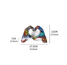 Small Gesture Heart Shape Love Finger Hands Statue Decor Craft Ornaments