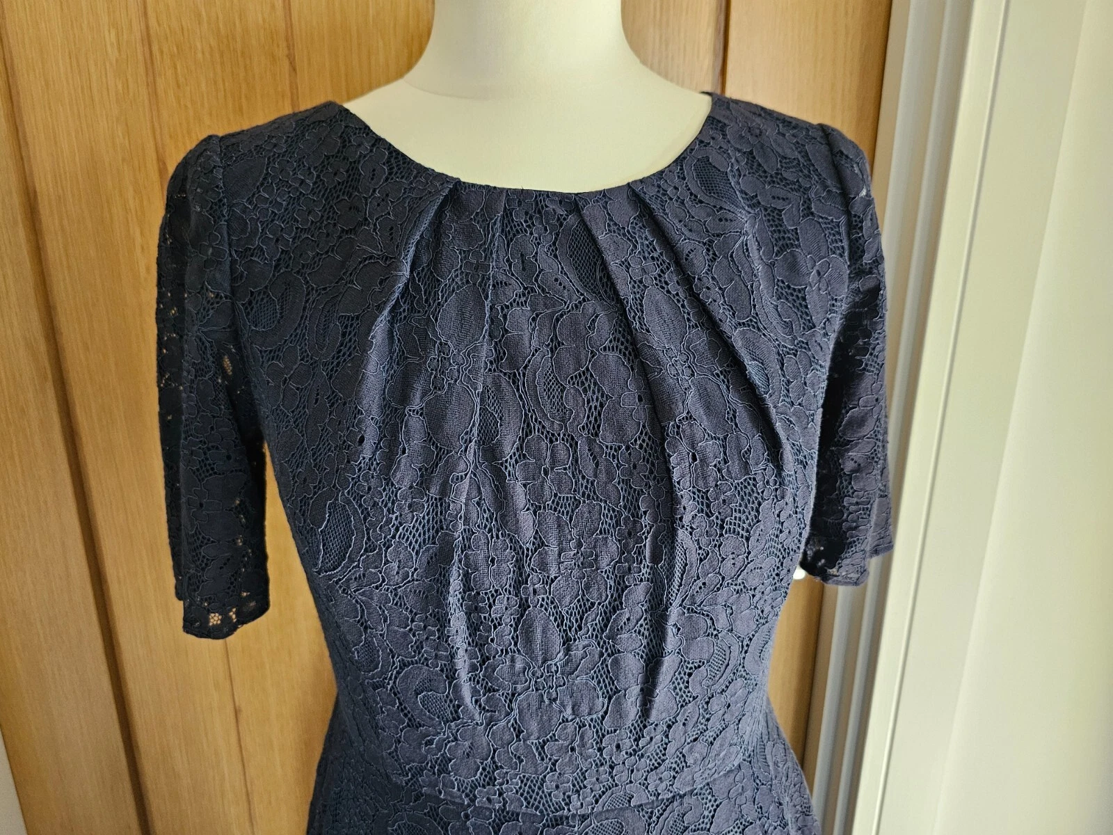 L K Bennett Celine abito midi pizzo blu navy taglia 10 ottime condizioni