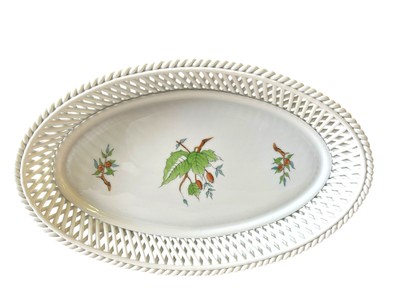 Herend Ungarn Hagebutte Korb oval Durchbruchschale 26cm Porzellan 1. Wahl 49900