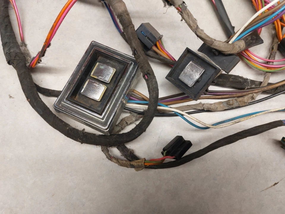 Dodge Ramcharger PDL PW 1986 arnés de cables cableado cerradura de puerta eléctrica 85 84 83 W150  Foto 2 de 4