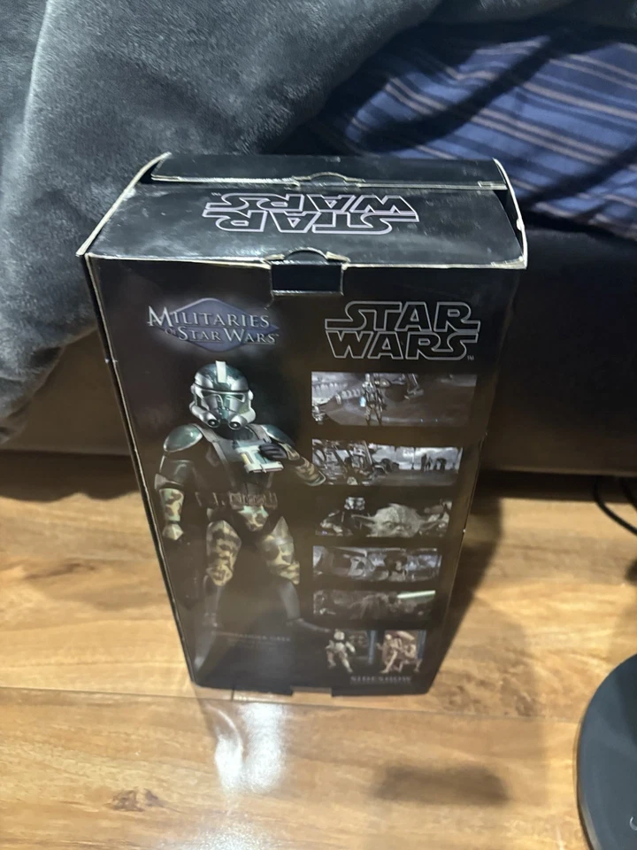 Sideshow Commander Gree In Good Condition And Costume 41st Trooper 41st - Image 2 of 4
