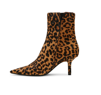 Woman's Boots Steve Madden Alston Bootie Size 8