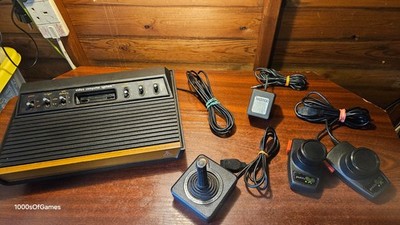 ATARI 2600 VCS WOODY WOODGRAIN & 6 SPIELEKONSOLE BUNDLE #RS10RB8