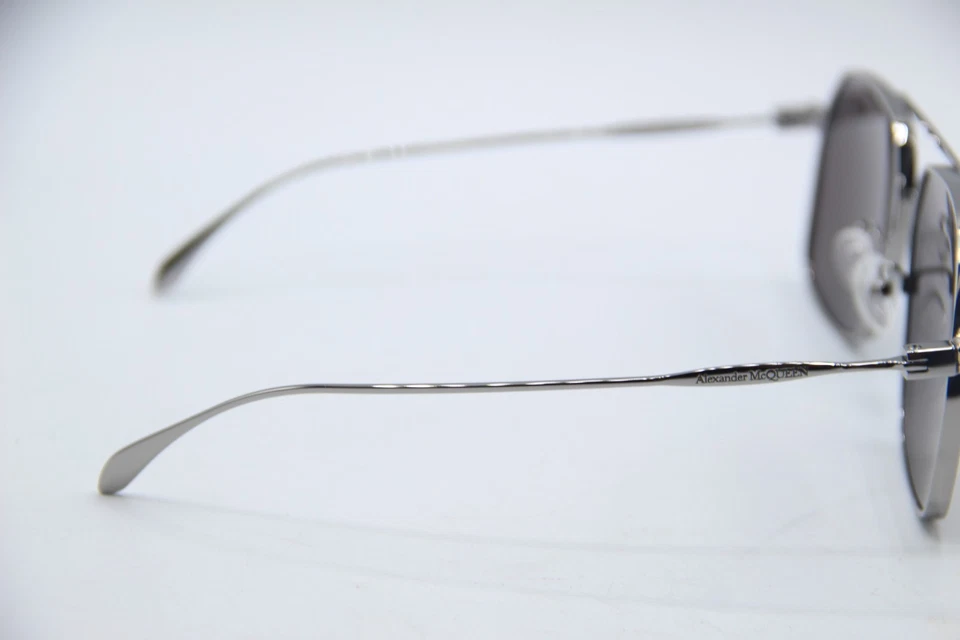 NUEVAS GAFAS DE SOL ALEXANDER MCQUEEN AM 0372S 001 MONTURAS AUTÉNTICAS PLATEADAS 59-14 Foto 4 de 4