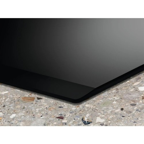 Electrolux Piano cottura Induzione 4 Fuochi Bridge 80 cm vetroceramica EIL83443 - Foto 2 di 6