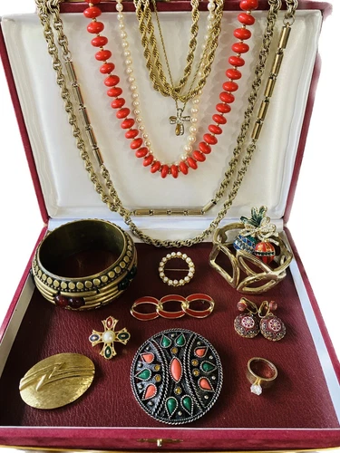 Vintage Estate Costume Jewelry Lot! AVON, MONET and more!
