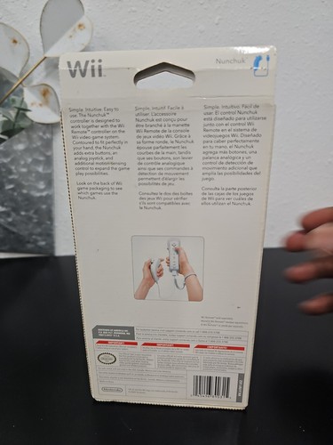 New In Box Nintendo Wii Nunchuck White Controller OEM - Picture 3 of 6