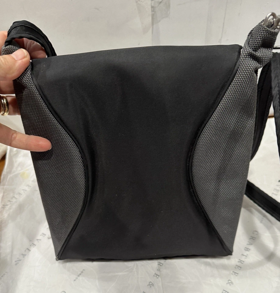 Pacsafe Dailysafe H100 Anti Theft Crossbody Sling Bag Travel Black/Gray 39 - Image 2 of 4