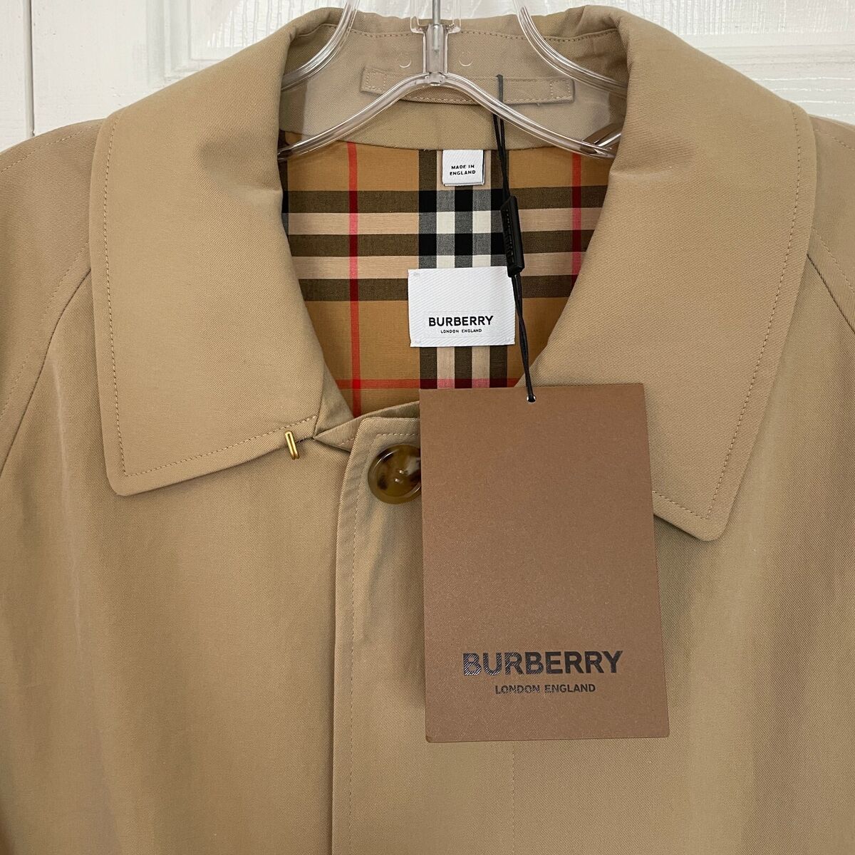 Burberry Camden Car Coat US Size 40 /EU 50 / Honey Color Burberry Camden Car Coat US Size 40 /EU 50 / Honey Color