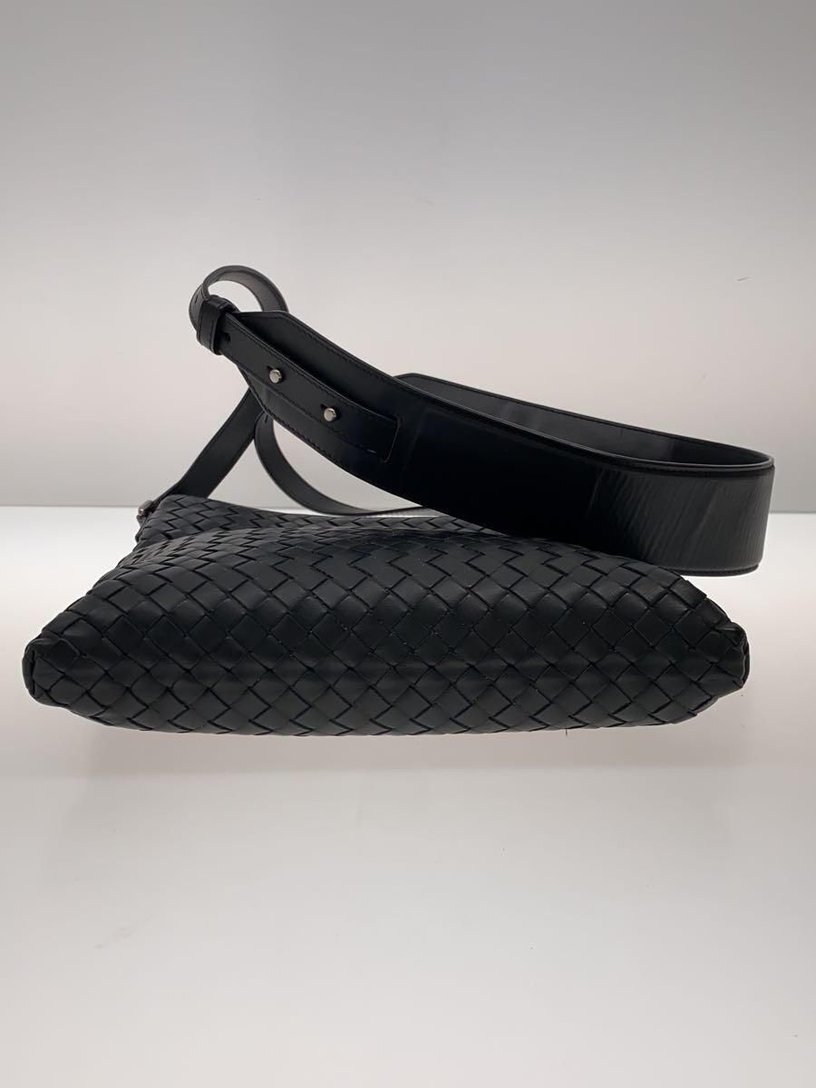 BOTTEGA VENETA shoulder bag intrecciato square leather Black BOTTEGA VENETA shoulder bag intrecciato square leather Black