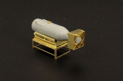 Brengun BRL144078 1/144 Little Boy - A bomb Resin-PE kit of U.S. atomic bomb