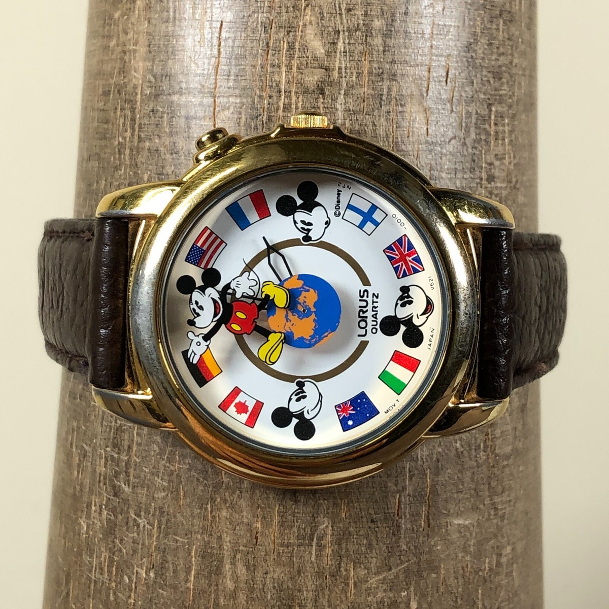 Lorus Women V621-0010 Disney Micky Flag Musical 34mm Leather
