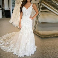 Vintage Mermaid Wedding Dresses V Neck Lace Appliques Sleeveless Bridal Gowns