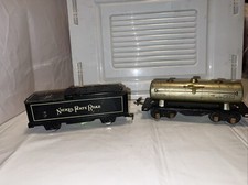One Lionel Train And One MARX Train Lot