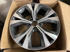Seat Ateca 18" Alloy Wheel 7j Et45 P.n 575601025e (New + Genuine)