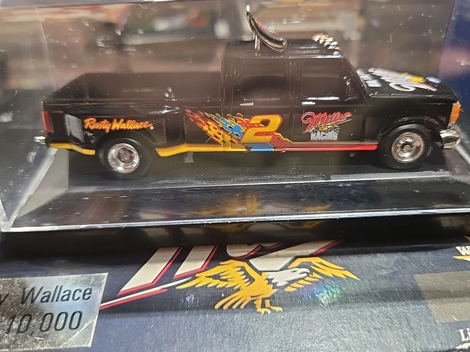 Литая модель ржавого Уоллеса Миллера в масштабе 1:64 - Изображение 2 из 4