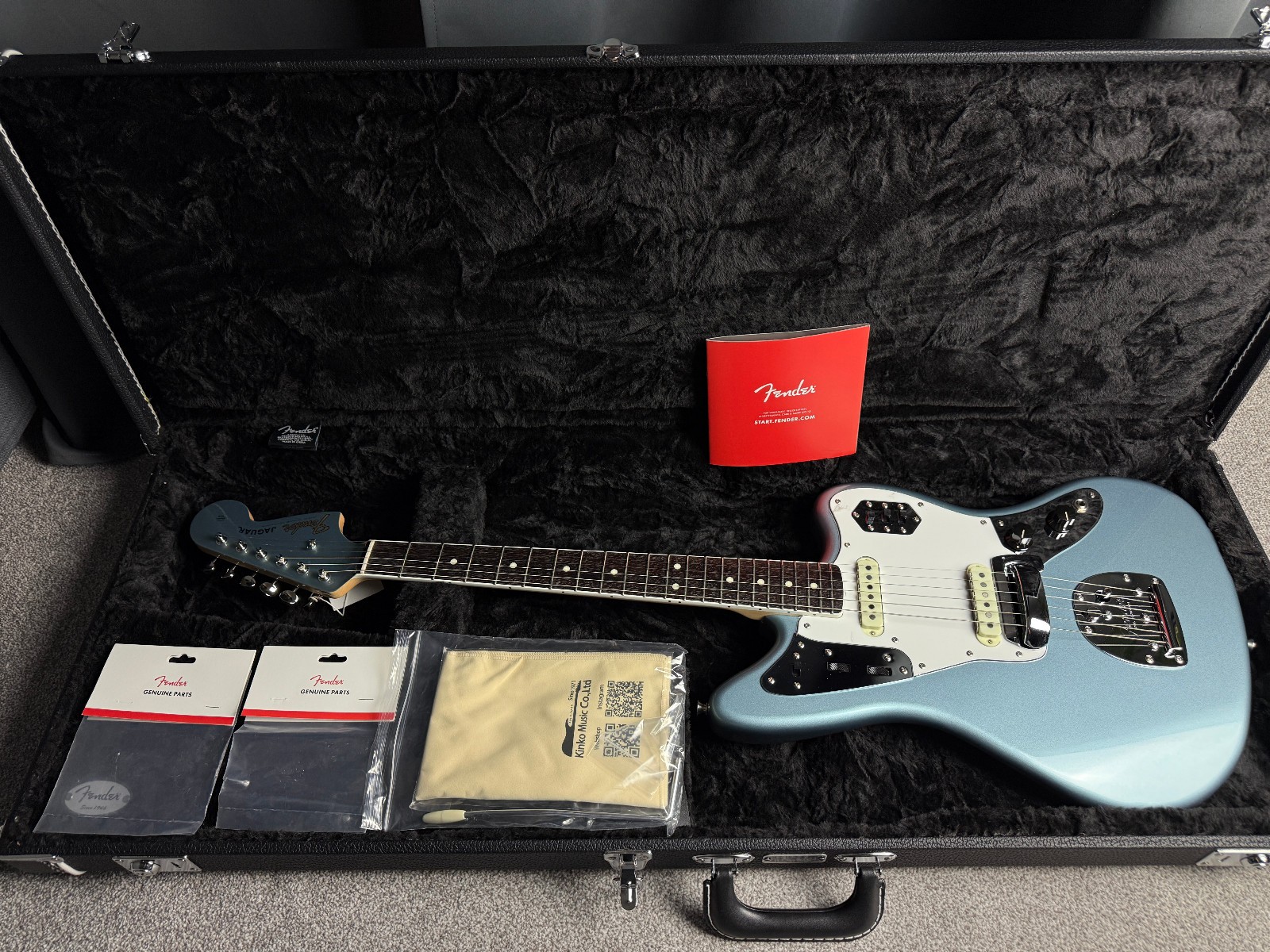2026 Fender MIJ Kinko Music FSR Traditional II '60s Jaguar - Ice Blue Metallic