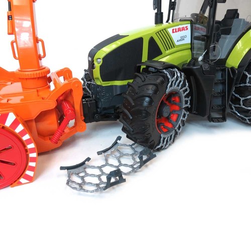 Bruder Claas Axion 950 with Snow Chains & Snow Blower - Picture 5 of 6