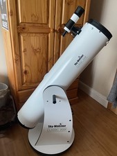 Image of Sky-Watcher Skyliner 200P Classic Dobsonian Telescope (COLLECTION ONLY)