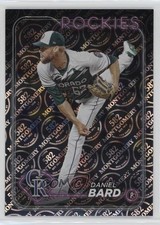 2024 Topps Series 1 582 Montgomery Club Daniel Bard #320 0h1