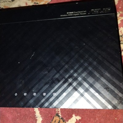 ASUS RT-N66U 450 Mbps 4-Port Gigabit Wireless N Router Fast Secure WiFi Speeds