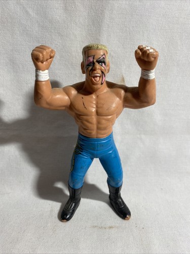 WCW Sting 1990 Galoob 4.5� Wrestling Figure WWE Vi...