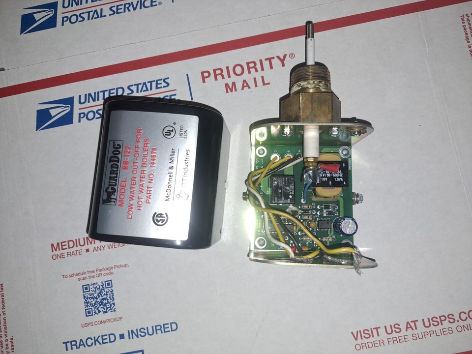 McDonnell & Miller GuardDog Low Water Cutoff model RB122 water