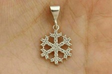 1.10Ct Round Cut Cubic Zirconia Snowflake Pendant 925 Silver Gold Plated