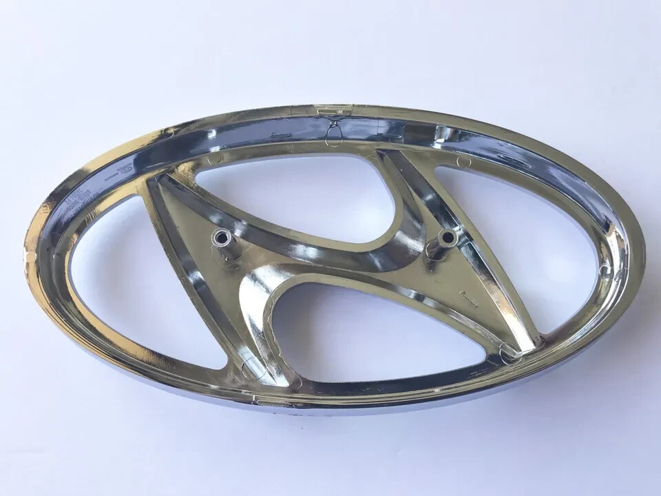 Hyundai Elantra Front Grille H Emblem - OEM 863533X000 For 2011-2013 Models 3 thumbnail image