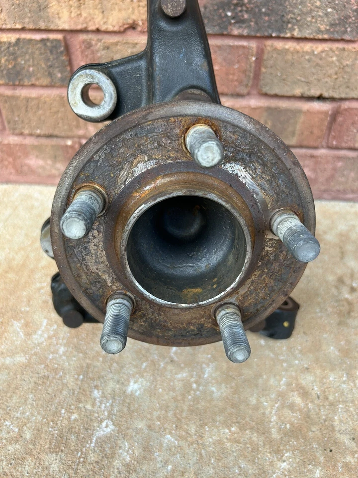 2015-2021 Dodge Challenger Scat Pack SRT Front Right Spindle Knuckle(0622)101D - Image 4 of 4