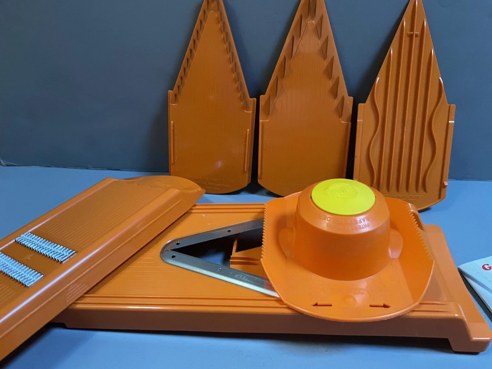 Broner V Mandoline Vegetable Slicer / 6 Pieces