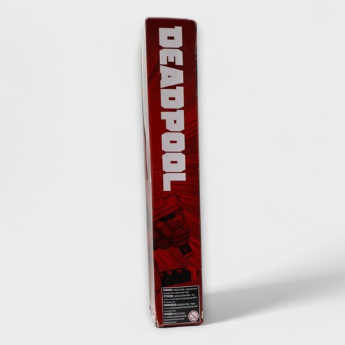 Marvel Deadpool 12-inch Figure - Picture 5 of 7