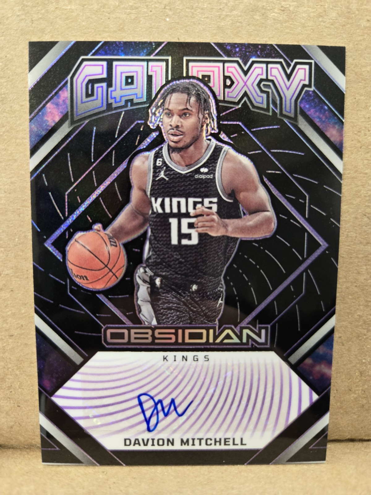 2022-23 PANINI OBSIDIAN DAVION MITCHELL GALAXY INK AUTO #GI-DSK /75 KINGS