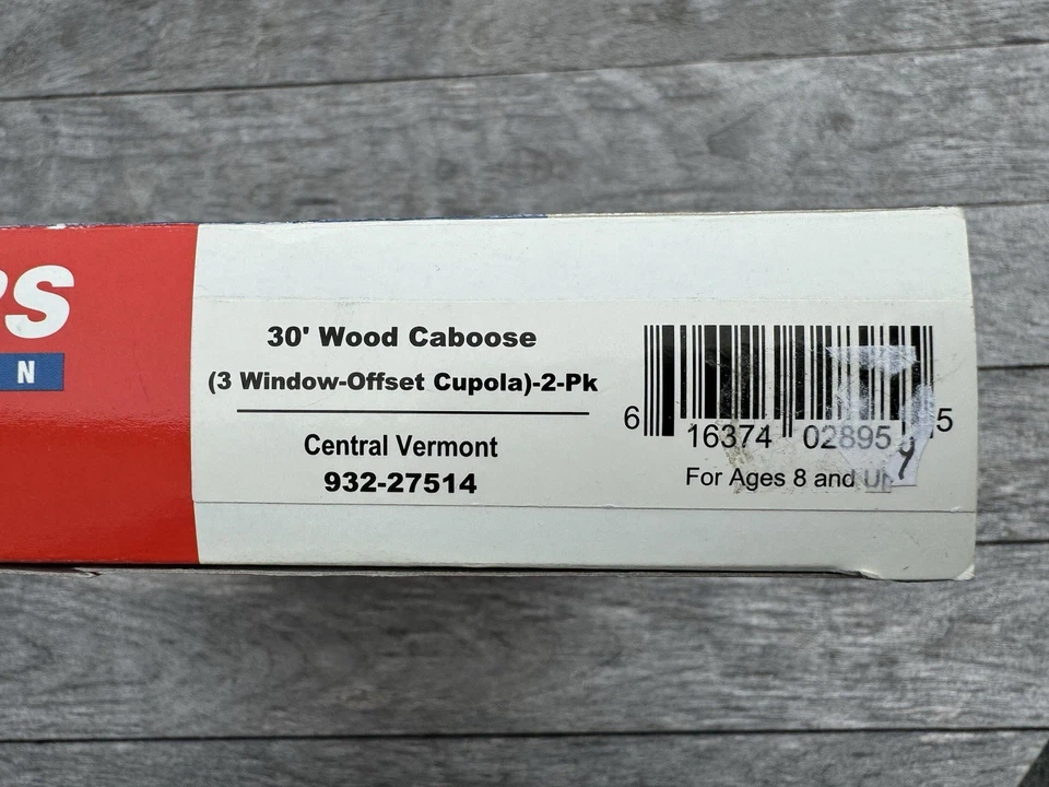 Walthers 932-27514 30' Caboose (3 Window Offset Cupola) 2-pack Central Vermont - Image 2 of 4