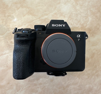 Sony Alpha 7 IV 33.0MP Mirrorless Camera - Black (Body Only)