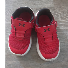 7.5 Under Armour Unisex Kids Red Mesh Low Top Hook Loop Sneakers