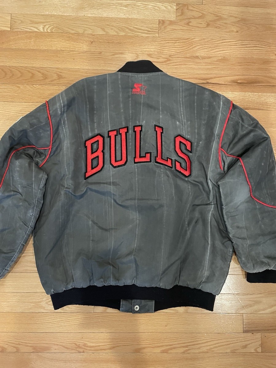 Vintage 90s Starter Chicago Bulls NBA Acid Wash Grey Jacket Size