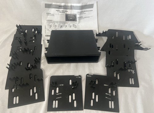 Metra Single/Double DIN Dash Install Kit for Select 1984-2004 Toyota, 99-8104