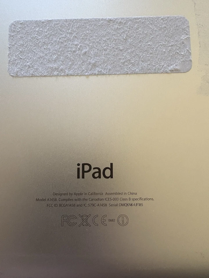 Apple iPad 4th Generation A1458 16GB Wi-Fi Only Lot of 5 - Image 4 of 4