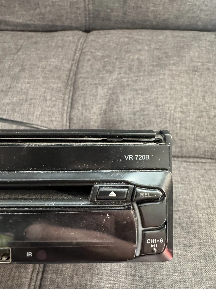 SOUNDSTREAM 1-DIN DVD CD USB PLAYER BLUETOOTH CAR STEREO 7" LCD MONITOR RGB LED - Image 3 of 4