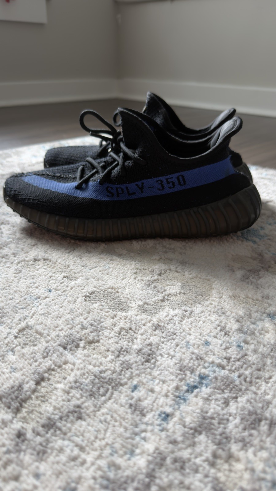 adidas Yeezy Boost 350 V2 Dazzling Blue